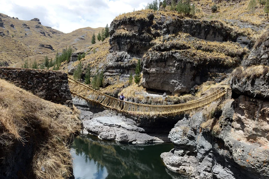 Puente Queshuachaca